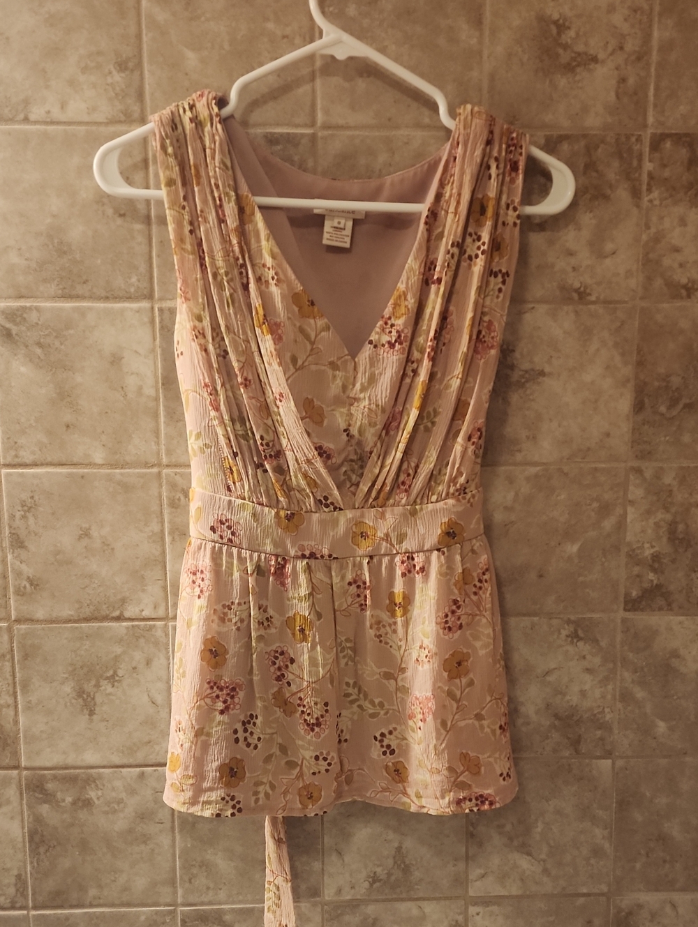 Sundance Floral Surplice Sleeveless Top - Pink Floral